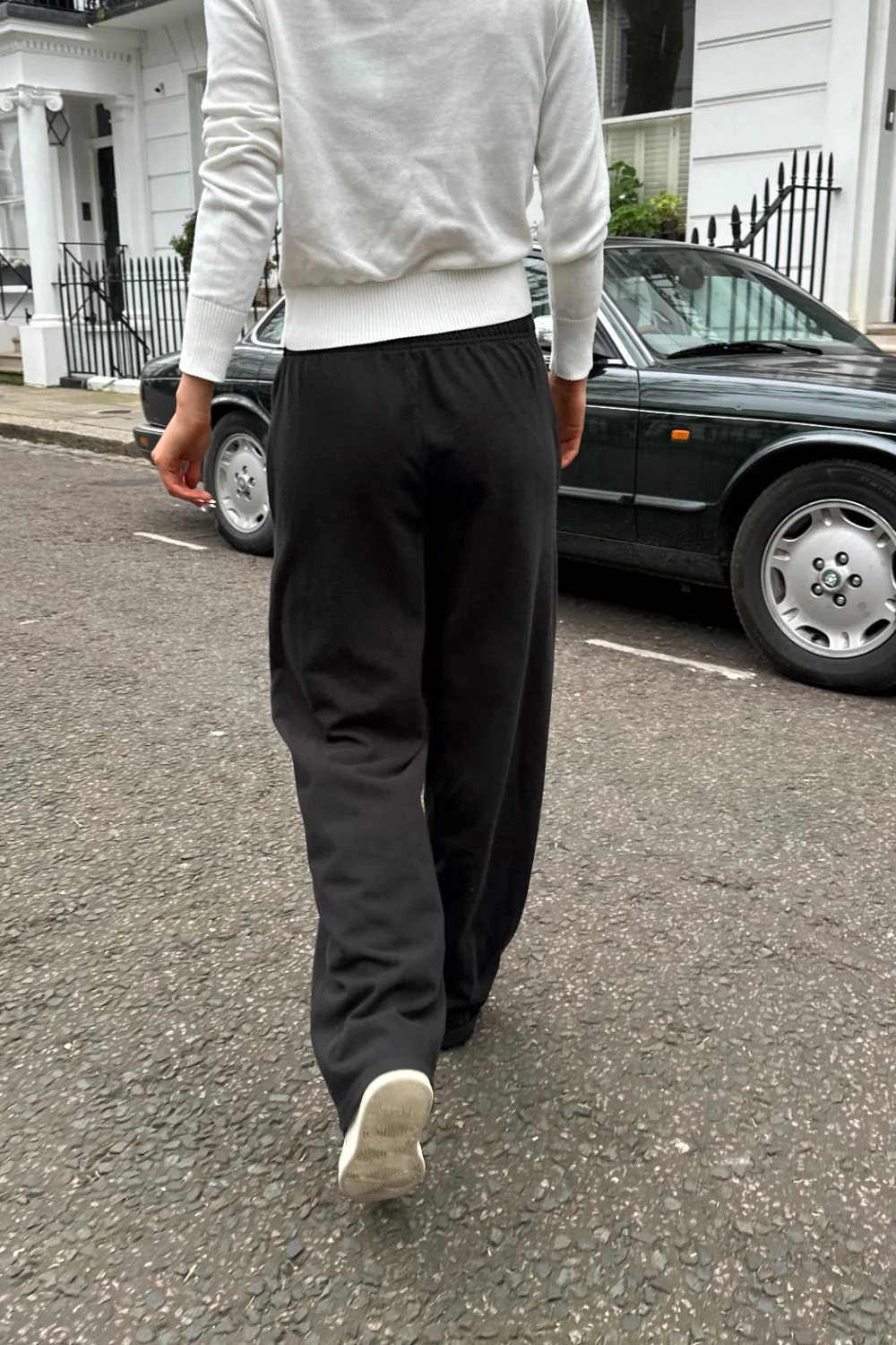 Anastasia Sweatpants - Image 19